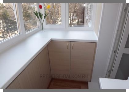 Теплое остекление пластиковыми окнами с выносом подоконника в Химках